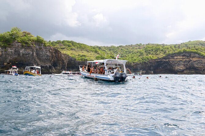Private One Day East and West Tour with Snorkeling in Nusa Penida - Discovering Nusa Penida’s Landmarks: A Land of Contrast and Beauty