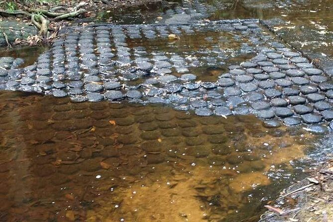 Private One Day to Kbal Spean, Banteay Srei and Banteay Samre - The Value of a Private Guide