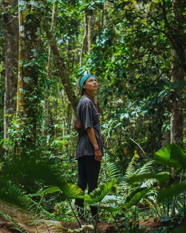 private-one-day-tour-authentic-tete-batu-sukarara-village