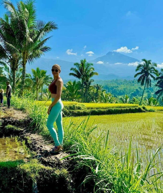 private-one-day-tour-authentic-tete-batu-sukarara-village