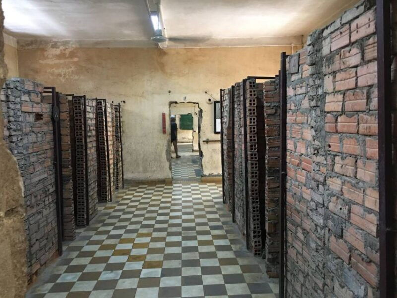 private-one-day-tour-in-phnom-penh