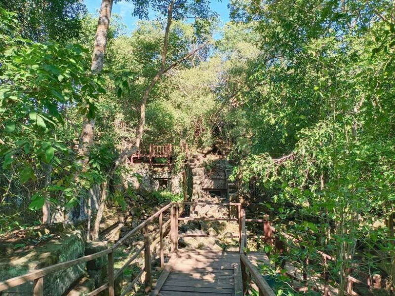 private-one-day-trip-to-banteay-srei-beng-mealea-and-rolous