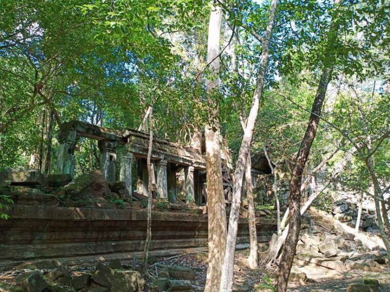 private-one-day-trip-to-banteay-srei-beng-mealea-and-rolous