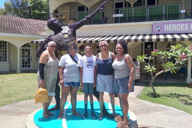 private-one-way-and-roundtrip-airport-transfer-to-montego-bay-hotels