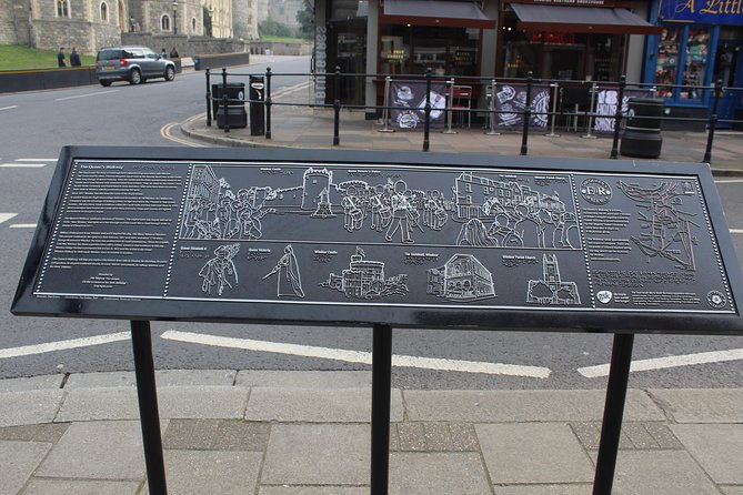 private-one-way-or-round-trip-transfer-london-to-windsor-castle-or-legoland