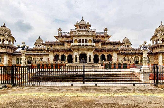 Private One Way Transfer From Pushkar To Jaipur In AC Vehicle - The Value for Travelers