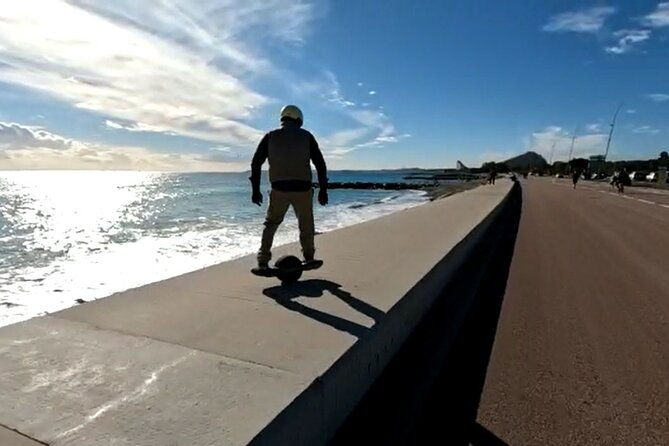 private-onewheel-ride-on-the-port-and-the-promenade-des-anglais