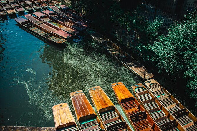 private-oxford-university-punting-tour