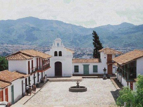 private-pablo-escobar-comuna-13-and-pueblito-paisa
