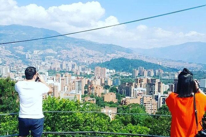 private-pablo-escobar-comuna-13-and-pueblito-paisa