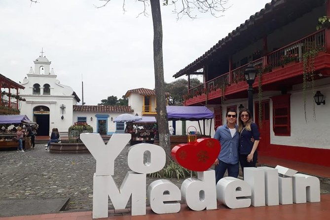private-pablo-escobar-pueblito-paisa-and-medellin-city-tour