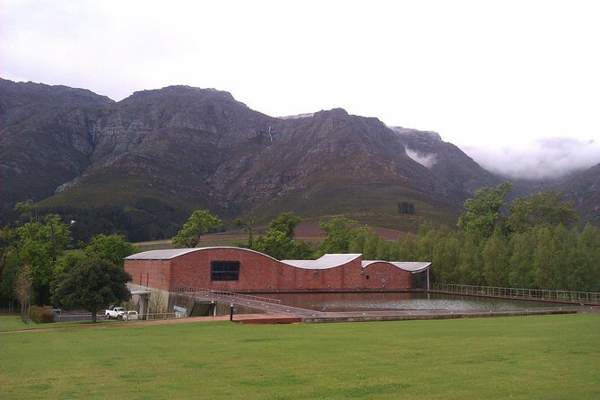 Private Package to Finest Vineyards - Stellenbosch pickup - Key Points