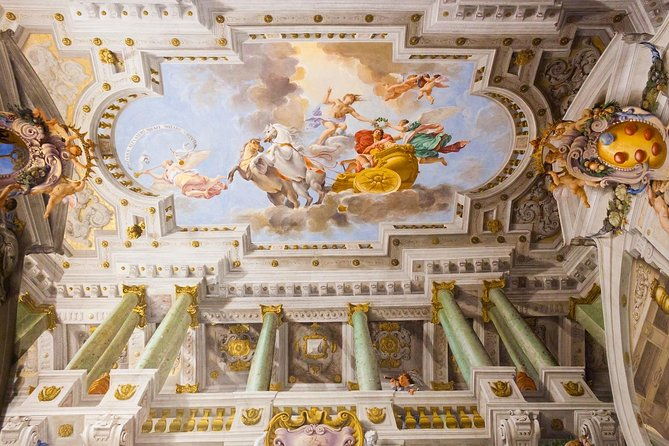 private-palatine-gallery-tour-with-skip-the-line-access