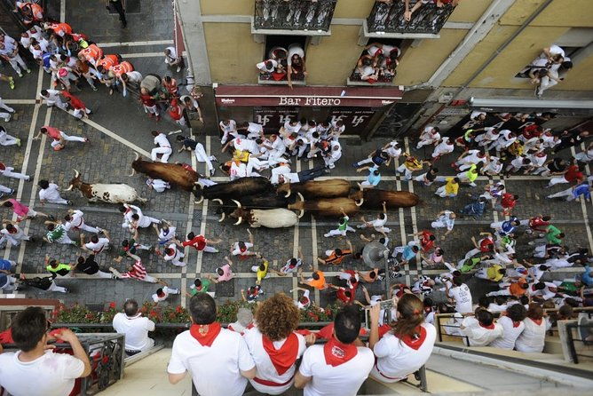 private-pamplona-san-fermin-bull-run-pick-up-from-san-sebastian