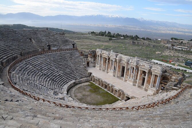 private-pamukkale-and-hierapolis-day-tour-from-kusadasi