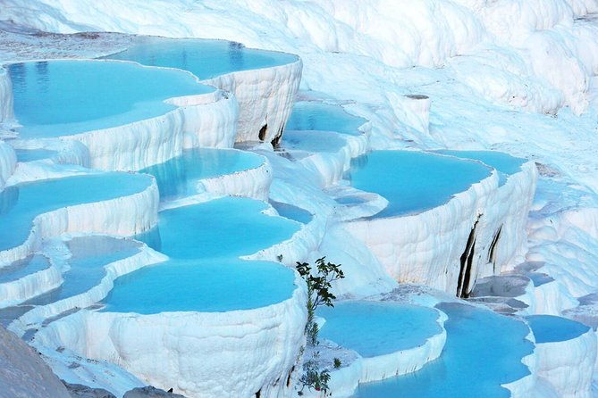 private-pamukkale-tour-for-group-and-family-5-to-6-people