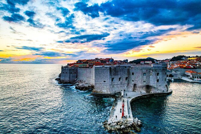 private-panorama-tour-around-dubrovnik-city-walls