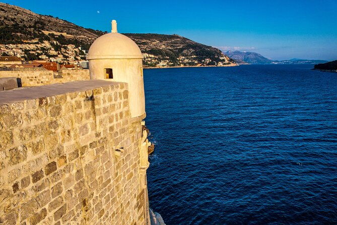 private-panorama-tour-around-dubrovnik-city-walls