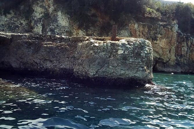 private-panoramic-boat-tour-of-vlora-bay