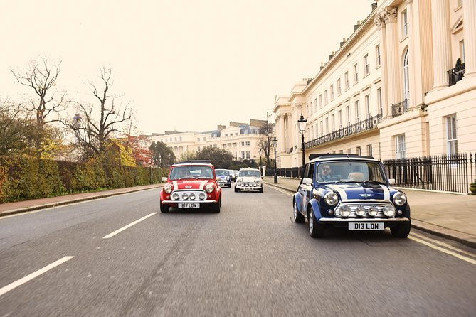private-panoramic-tour-of-london-in-a-classic-car
