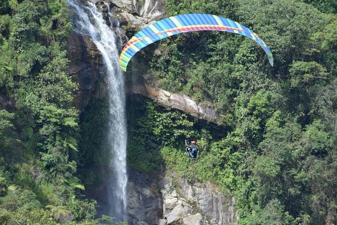 private-paragliding-waterfall-experience-from-medellin-colombia