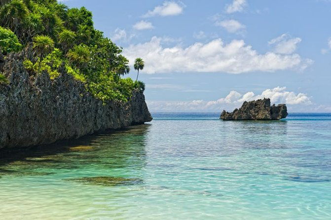 private-parasailing-adventure-beach-break-chocolate-rum-sample