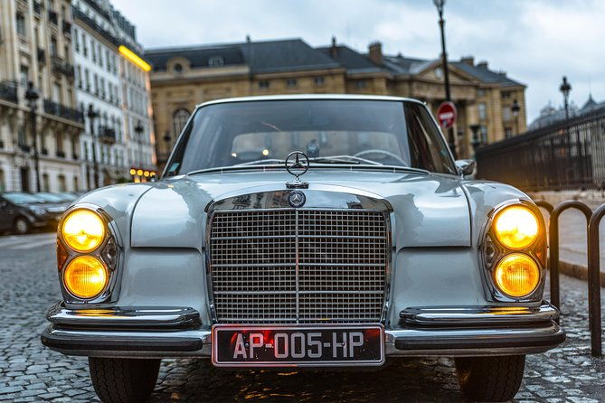 private-paris-guided-tour-by-classic-1970-mercedes-s-class