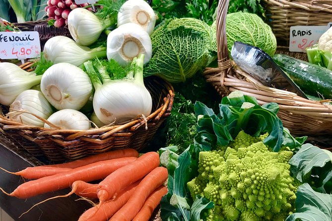 private-paris-marche-daligre-walking-tour-with-tastings-2