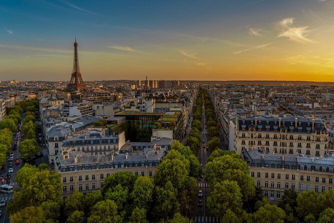 private-paris-walking-tour-with-tour-guide