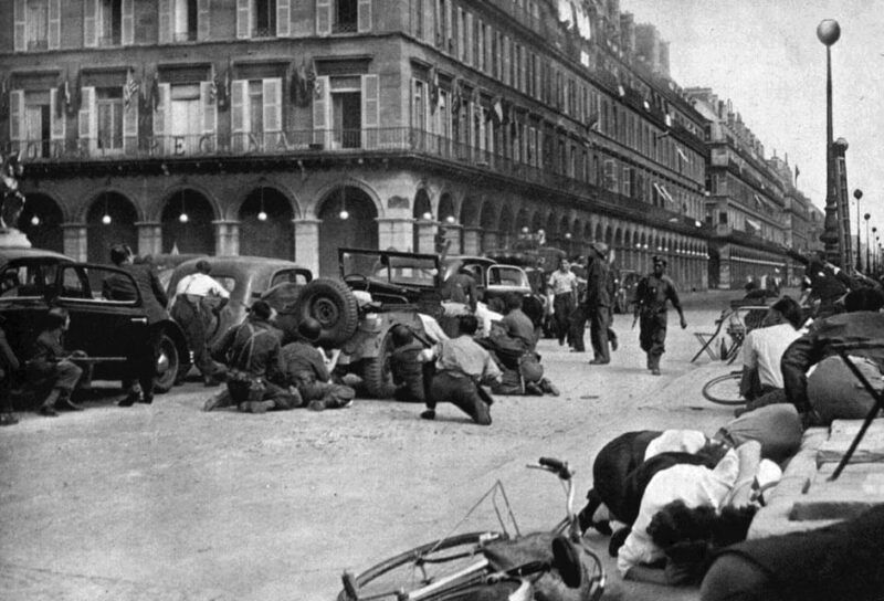 private-paris-wwii-history-tour-occupation-resistance