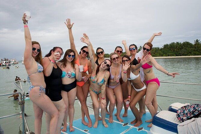 private-party-boat-with-snorkeling-in-playa-bibijagua