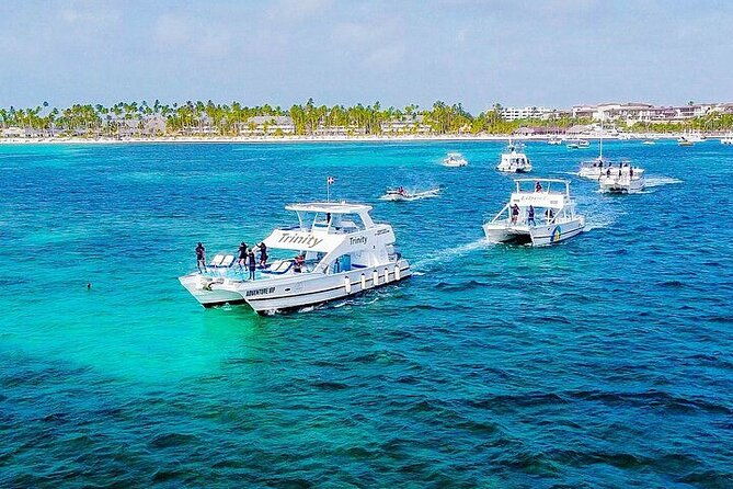 private-party-boat-with-snorkeling-in-playa-bibijagua