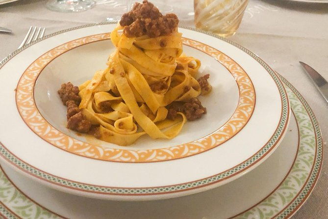 private-pasta-making-class-with-a-michelin-star-chef-near-modena