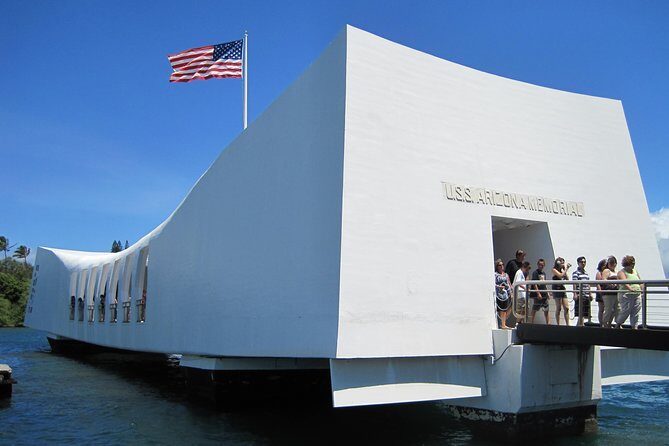 Private Pearl Harbor and Honolulu City Tour - Key Points
