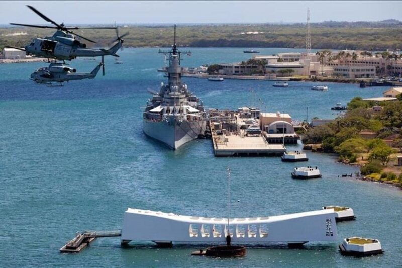 private-pearl-harbor-uss-arizona-and-uss-missouri-3