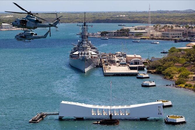 private-pearl-harbor-uss-arizona-and-uss-missouri