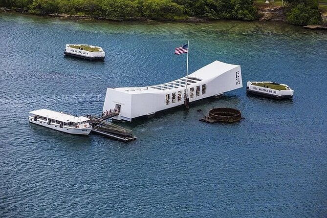 private-pearl-harbor-uss-arizona-memorial