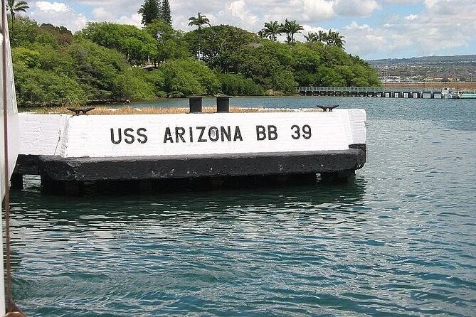 private-pearl-harbor-uss-arizona-memorial