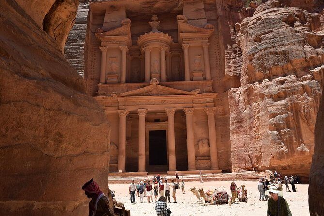 Private Petra and Little Petra Round-Trip Transfers from Amman - The Journey Begins: From Amman to Petra