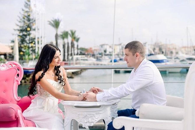 private-photo-session-with-a-local-photographer-in-albufeira