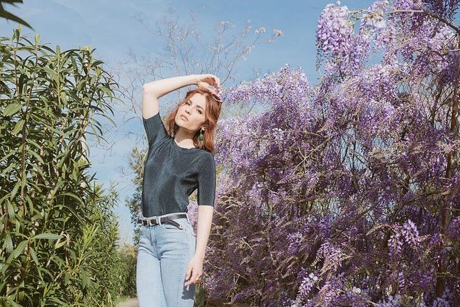 private-photo-session-with-a-local-photographer-in-barcelona