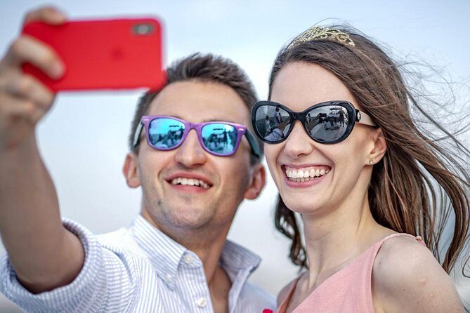 Private Photo Session with a Local Photographer in Dubai - What Can You Expect from the Experience?