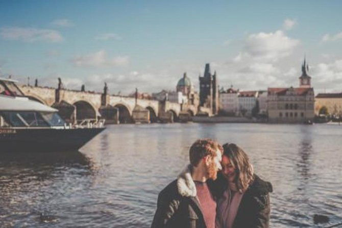 private-photo-session-with-a-local-photographer-in-prague