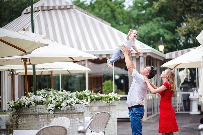 private-photo-session-with-a-local-photographer-in-warsaw
