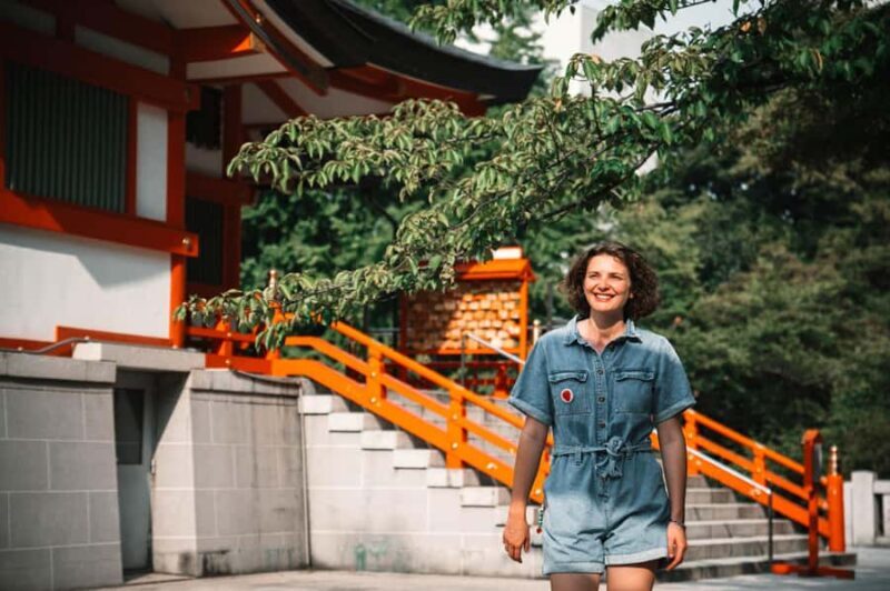 Private photo shoot in Shinjuku with Lucas - The Experience Itself: What You Can Expect