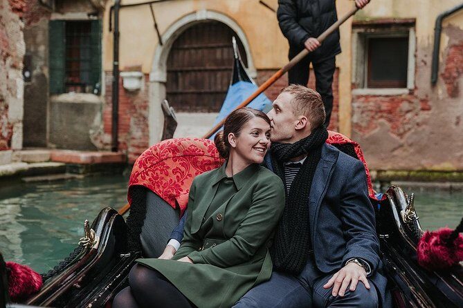Private Photo Shoot in Venice with Gondola Ride - Key Points