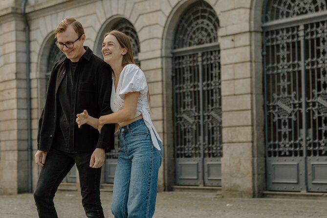 private-photography-session-for-couples-in-charming-porto-city