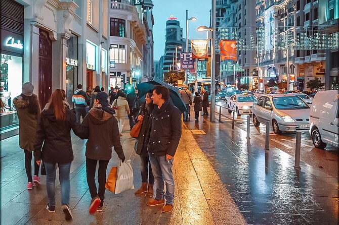 private-photography-tour-in-madrid-with-personal-guide-and-photographer