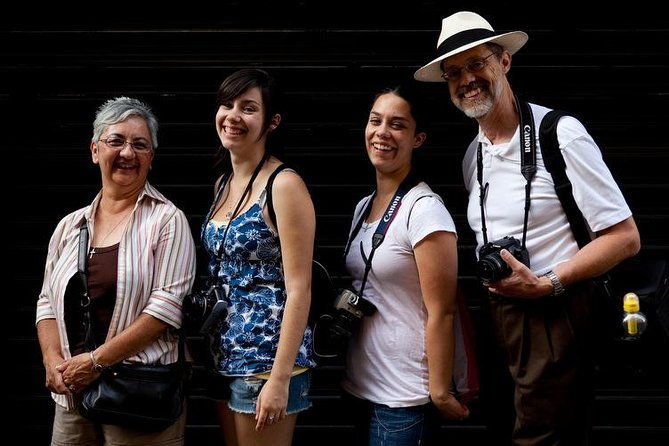 private-photography-walking-tour-of-paris-latin-quarter-or-montmartre-2