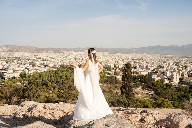 private-photoshoot-and-walking-tour-in-athens
